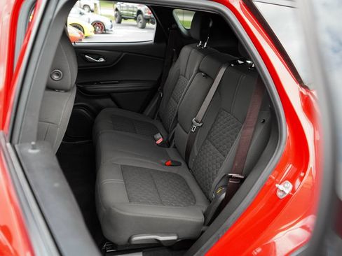 Used 2021 Chevrolet Blazer LT FWD image 8