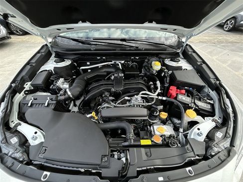 Certified 2025 Subaru Outback Limited image 10