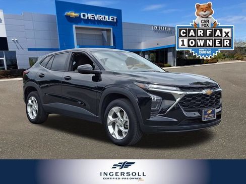 Used 2024 Chevrolet Trax LS w/ LS Convenience Package FWD image 1