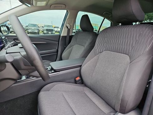 Used 2026 Toyota Camry LE w/ Convenience Package FWD image 16