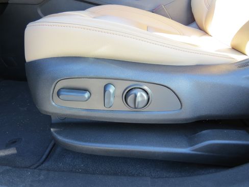 Used 2022 Chevrolet Blazer Premier w/ Enhanced Convenience Package image 13