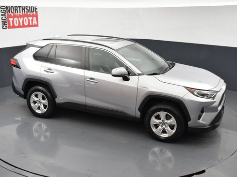 Used 2021 Toyota RAV4 XLE w/ Convenience Package AWD/4WD image 22