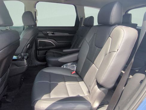 New 2025 Kia Telluride EX image 25