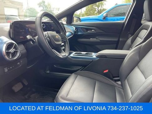 Used 2024 Chevrolet Equinox EV LT FWD image 6