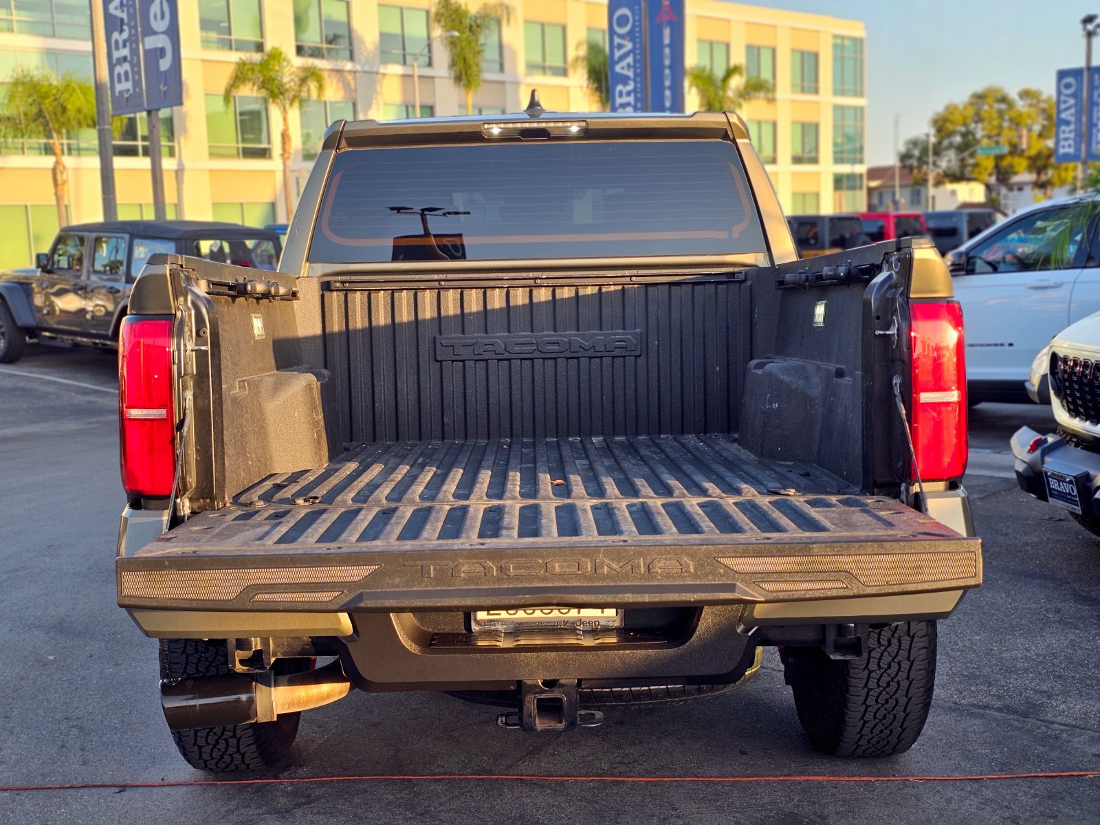 Used 2025 Toyota Tacoma TRD Off-Road AWD/4WD image 12