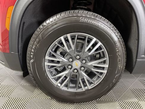 New 2026 Chevrolet Traverse LT w/ Driver Confidence Package image 32