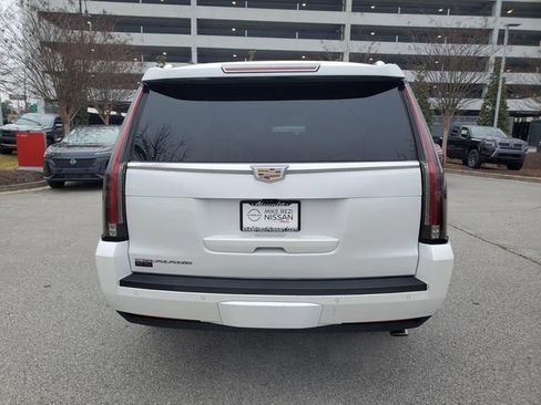 Used 2017 Cadillac Escalade ESV Platinum image 7