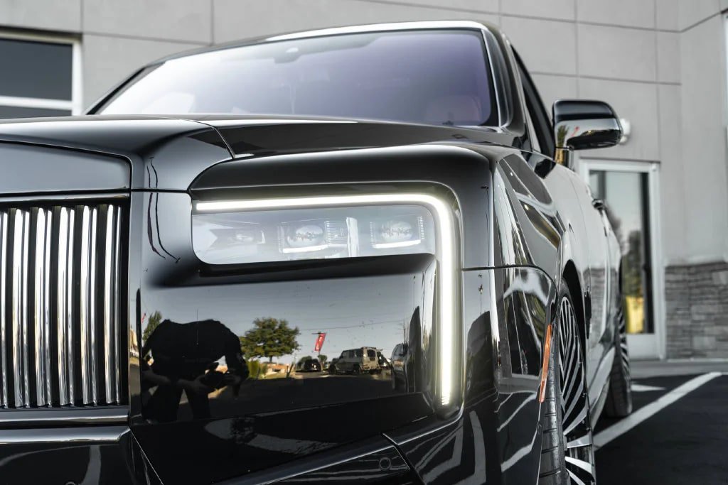 Used 2026 Rolls-Royce Cullinan w/ Cullinan Package AWD/4WD image 5