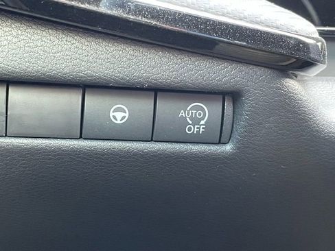 New 2026 Nissan Kicks SR w/ Cold Weather Package FWD image 20