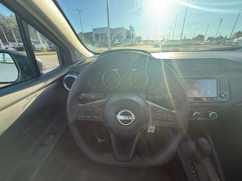 Used 2024 Nissan Versa S w/ S Plus Package image 14