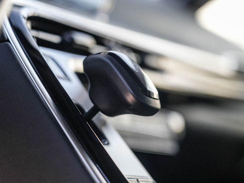 Used 2021 Toyota Mirai RWD image 23