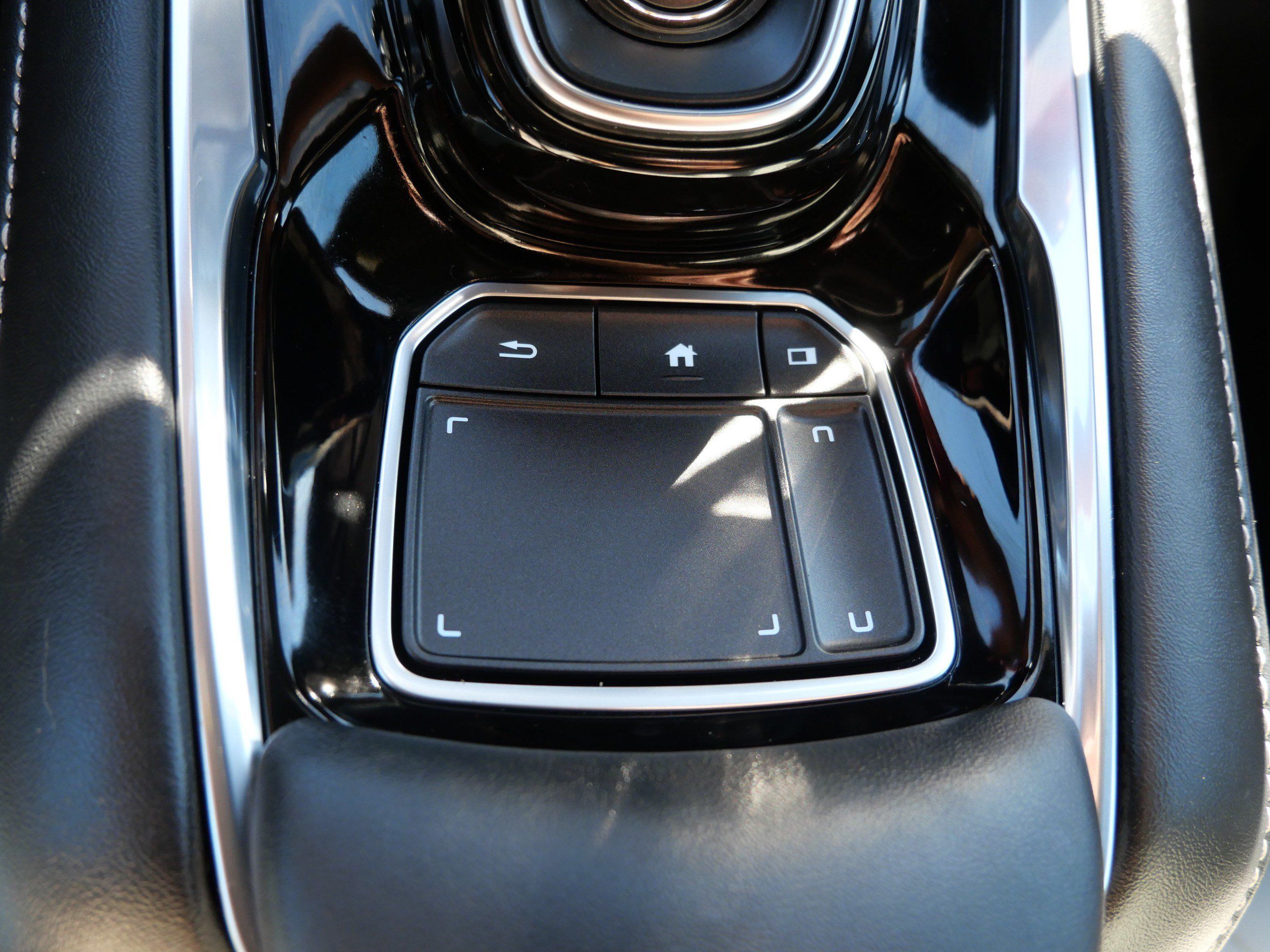 Certified 2025 Acura RDX FWD image 31