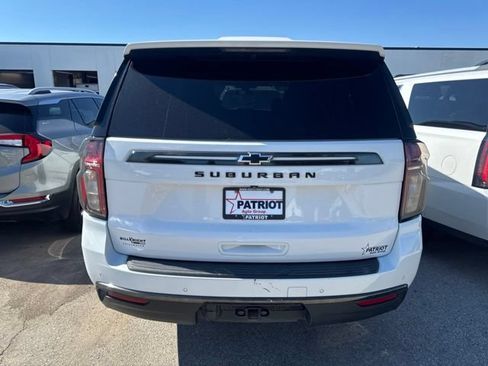 Used 2021 Chevrolet Suburban Z71 w/ Rear Media and Nav Package AWD/4WD image 5
