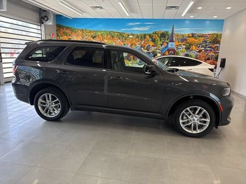 Used 2024 Dodge Durango GT AWD/4WD image 8
