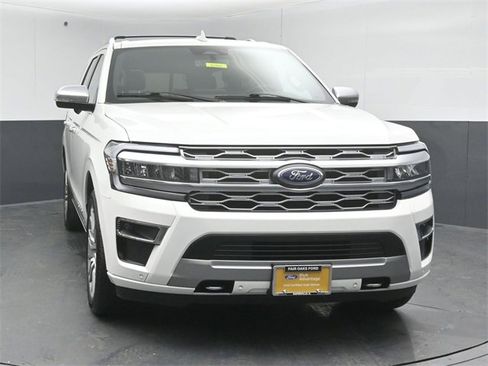 Certified 2022 Ford Expedition Platinum image 2