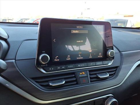 Certified 2024 Nissan Altima 2.5 SV image 24