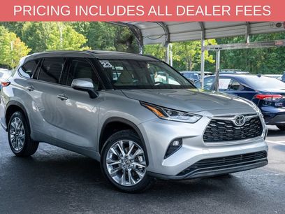Used 2023 Toyota Highlander Limited