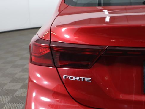 Used 2024 Kia Forte LXS image 13