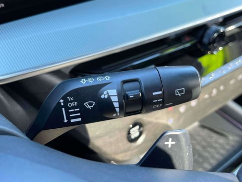 Used 2025 Nissan Murano SL AWD/4WD image 8
