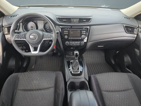 Used 2017 Nissan Rogue S w/ Appearance Package image 13