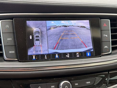 Used 2023 Buick Enclave Avenir w/ Avenir Technology Package AWD/4WD image 21