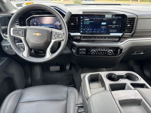 Used 2024 Chevrolet Silverado 2500 LTZ w/ Snow Plow Prep/Camper Package image 23