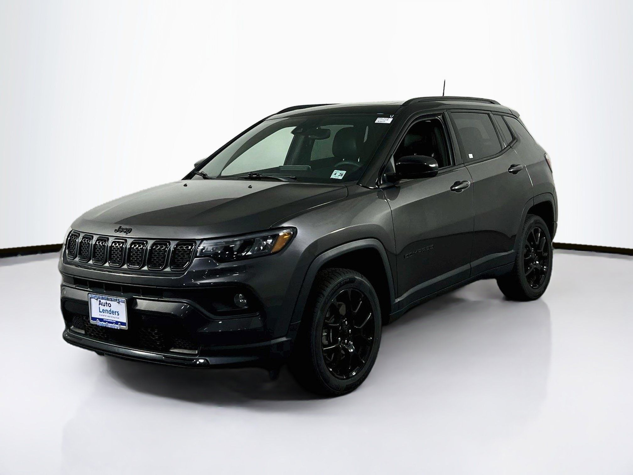 Used 2023 Jeep Compass Latitude w/ Sun and Sound Group AWD/4WD image 1