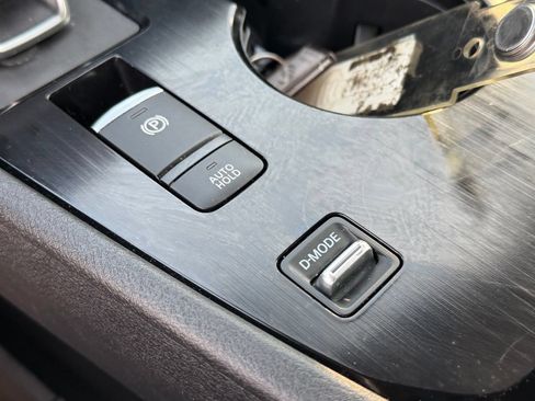 Certified 2025 Nissan Rogue SV FWD image 19