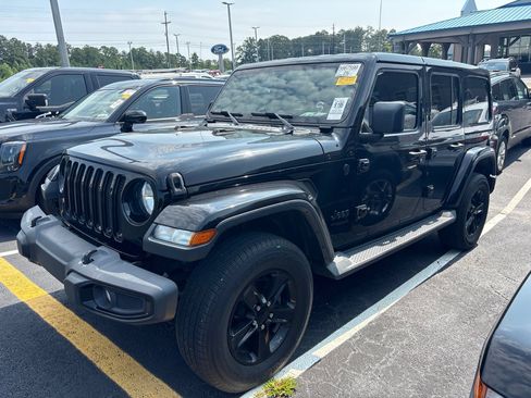 Used 2020 Jeep Wrangler Unlimited Sahara AWD/4WD image 1