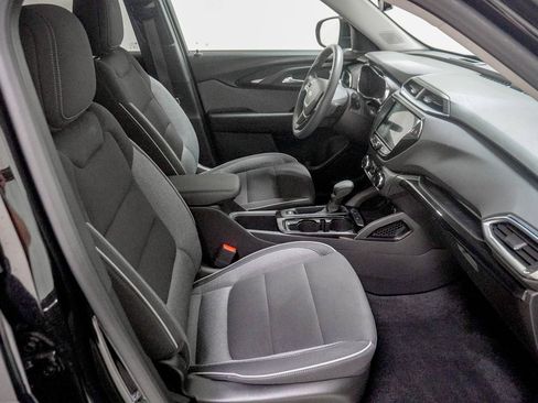 Used 2022 Chevrolet TrailBlazer LT w/ Convenience Package FWD image 27