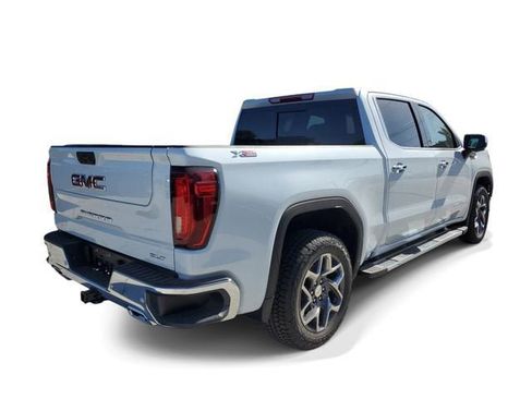 New 2026 GMC Sierra 1500 SLT image 5