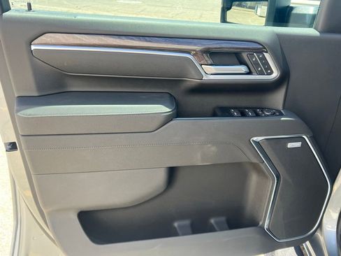 New 2026 Chevrolet Silverado 2500 LTZ w/ Trail Boss Package AWD/4WD image 9