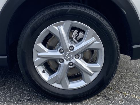 Certified 2025 Honda HR-V LX image 7