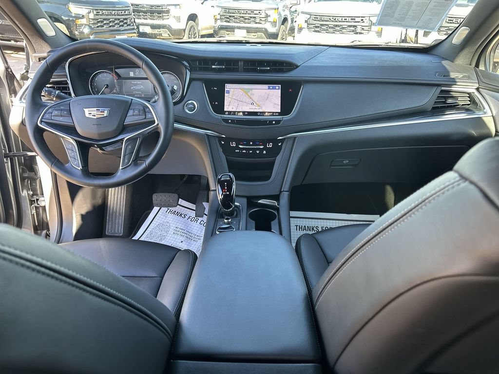 Certified 2025 Cadillac XT5 Premium Luxury AWD/4WD image 18