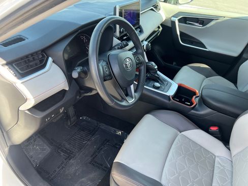 Used 2024 Toyota RAV4 Adventure AWD/4WD image 10