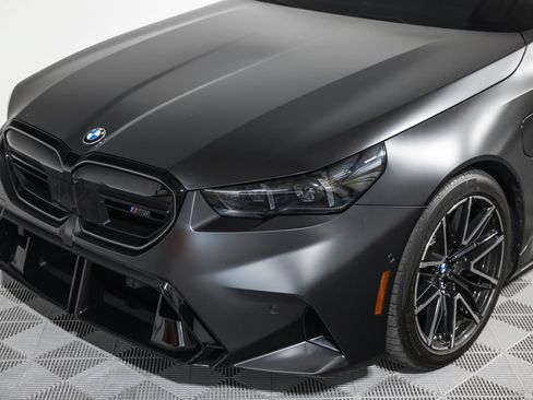 Used 2026 BMW M5 Touring AWD/4WD image 19