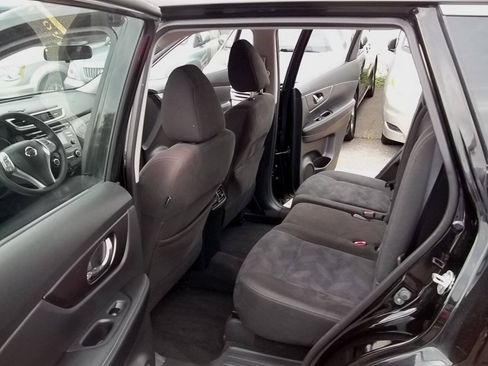 Used 2015 Nissan Rogue S AWD/4WD image 8