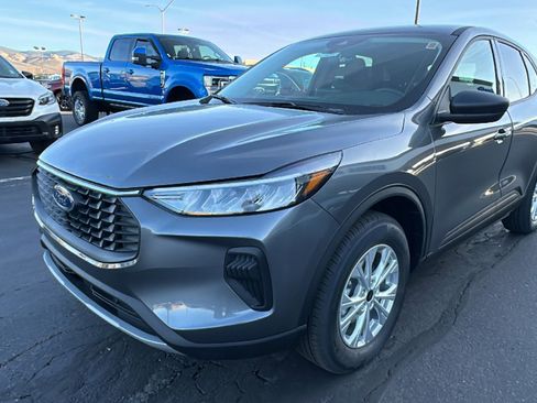 New 2026 Ford Escape Active w/ Cold Weather Package AWD/4WD image 7