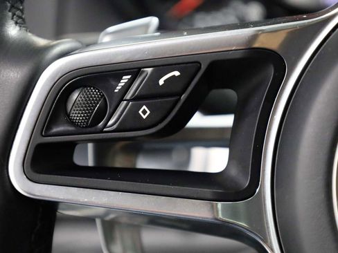 Used 2018 Porsche Cayenne GTS image 27