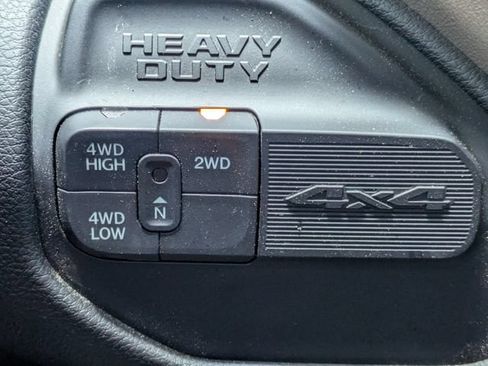 Used 2024 RAM 2500 Laramie w/ Safety Group AWD/4WD image 34