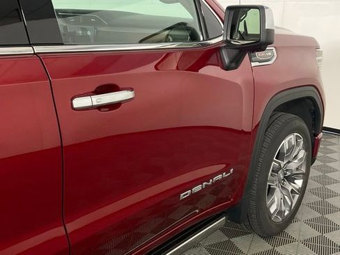 Used 2023 GMC Sierra 1500 Denali AWD/4WD image 9