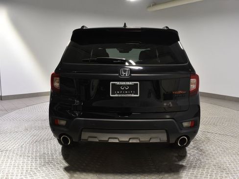 Used 2022 Honda Passport TrailSport image 4