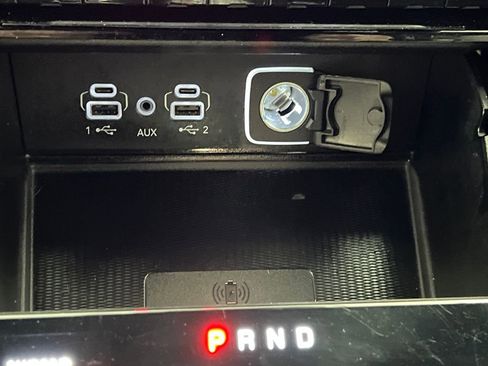 Used 2024 Jeep Grand Cherokee L Limited w/ Luxury Tech Group II image 60