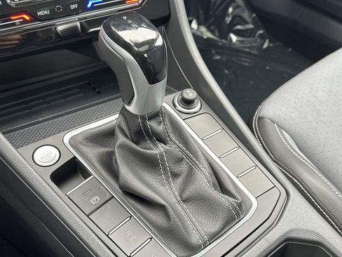 New 2026 Volkswagen Jetta SE image 32