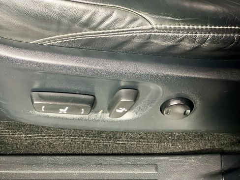 Used 2016 Toyota 4Runner Limited image 15