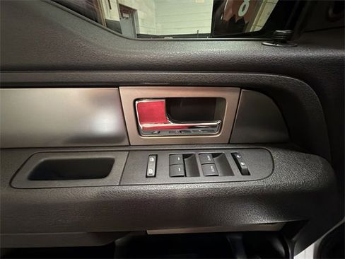Used 2014 Ford F150 Raptor w/ Equipment Group 801A Luxury image 13