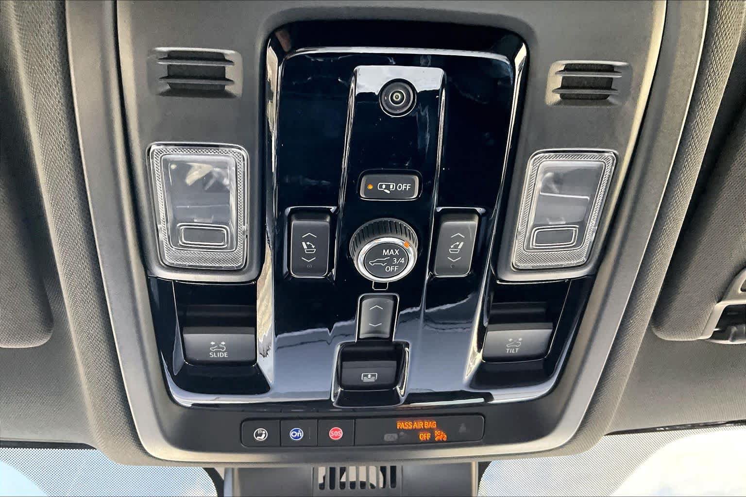 Used 2026 Chevrolet Suburban Premier w/ Sun And Tow Package RWD image 33