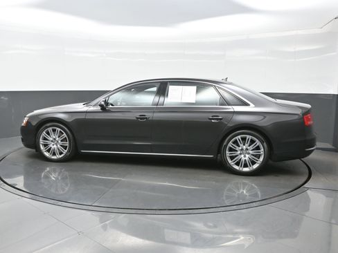 Used 2011 Audi A8 L 4.2 image 3