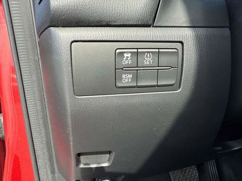 Used 2015 MAZDA MAZDA3 i Grand Touring image 24