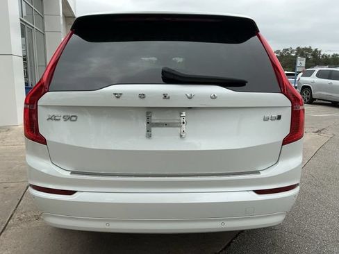 Certified 2023 Volvo XC90 B5 Core w/ Protection Package Premier AWD/4WD image 9